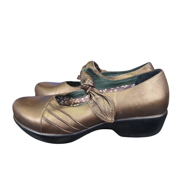 Dansko Ainsley Bronze Metallic Leather Mary Jane Comfort Shoes Womens 10-10.5 40 - Picture 1 of 8